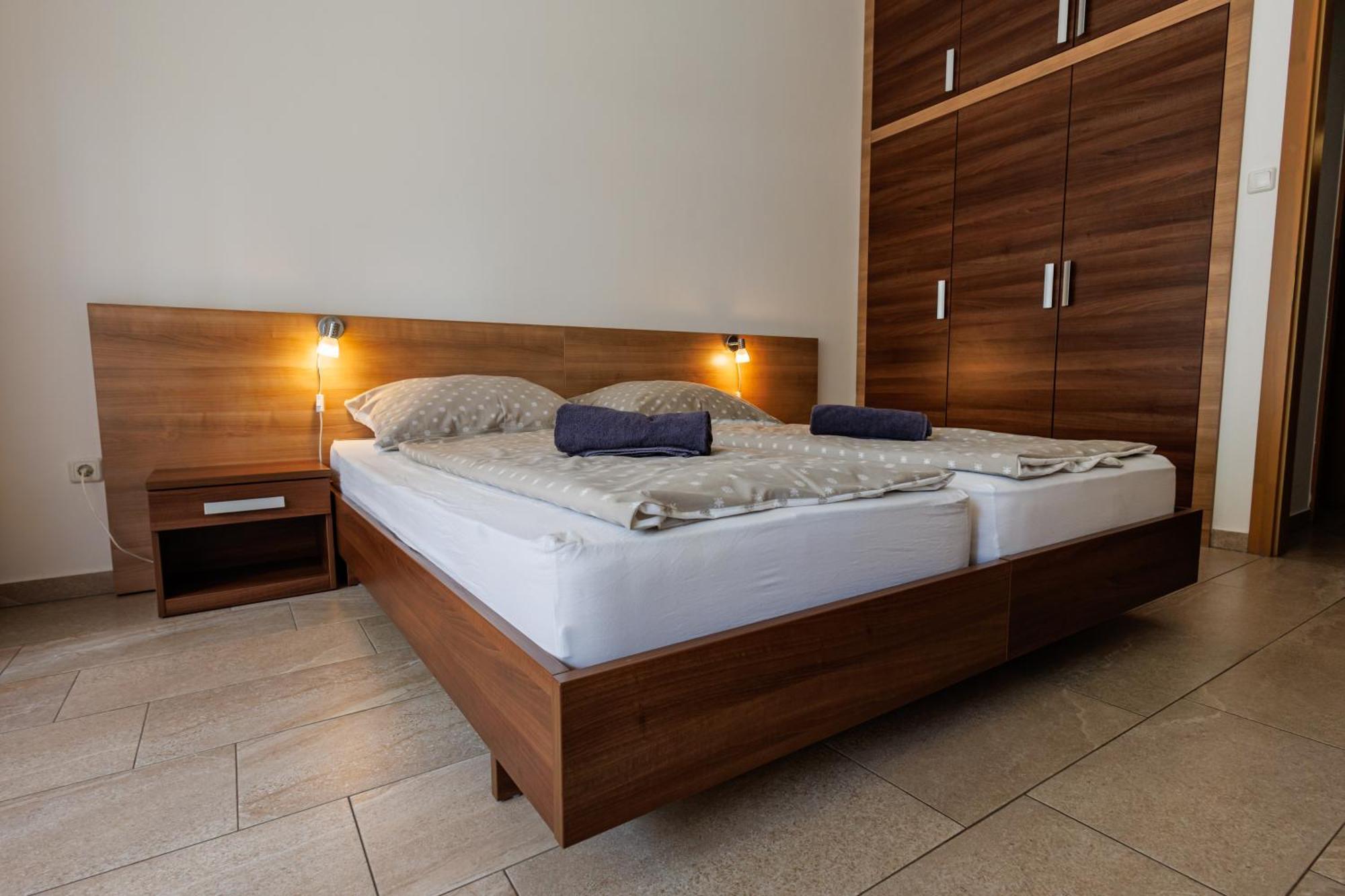 Jacht Apartmanok Balatonfüred Buitenkant foto