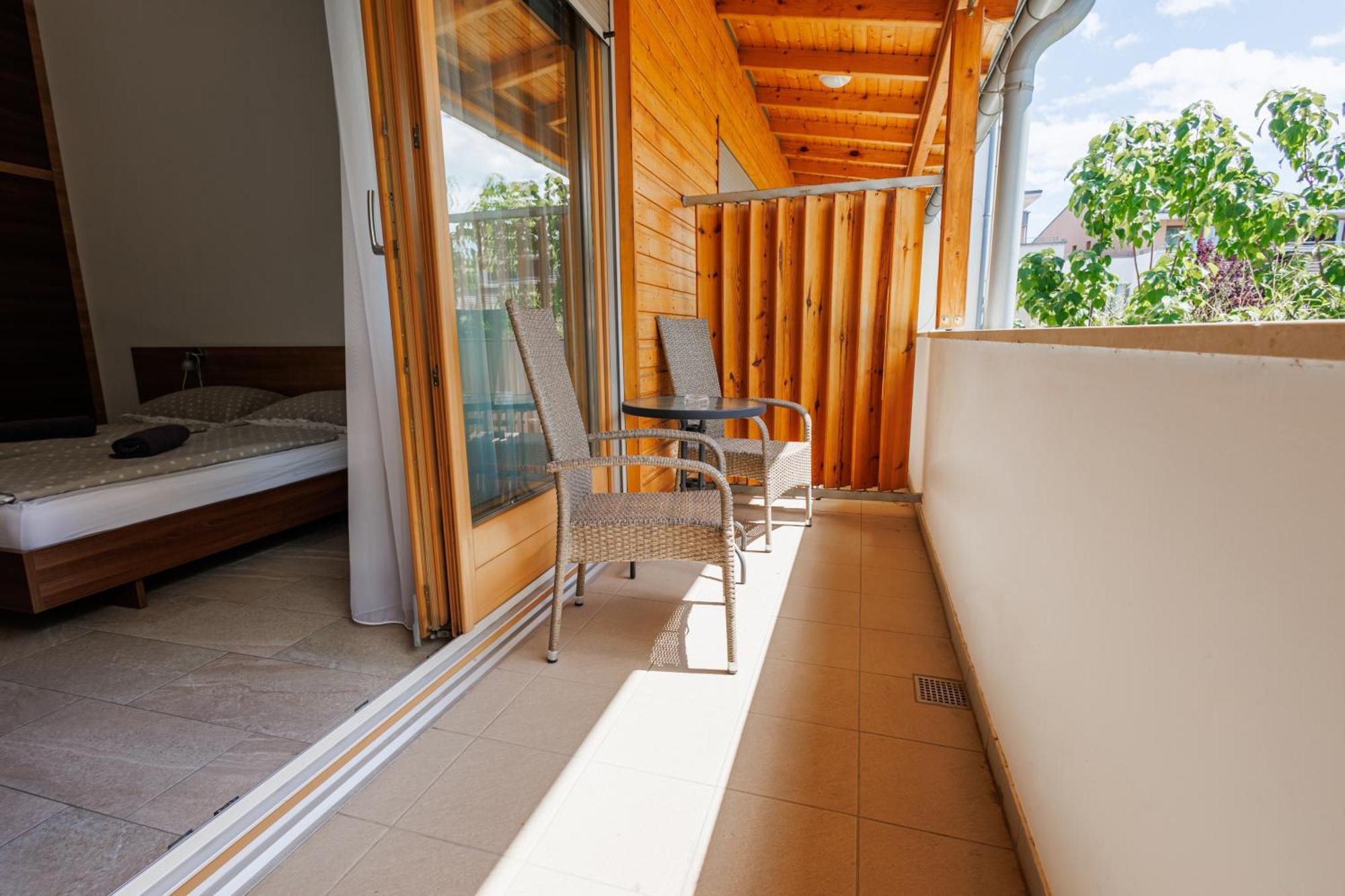 Jacht Apartmanok Balatonfüred Buitenkant foto